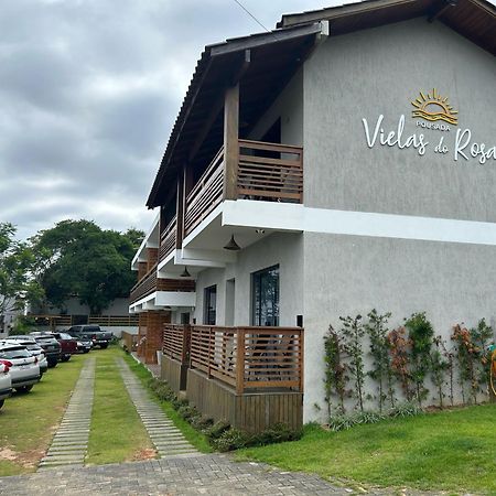 Pousada Vielas Do Rosa - Centrinho Da Praia Do Rosa Esterno foto